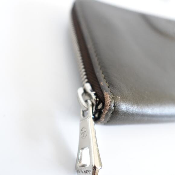 Longchamp Le Pliage Cuir Zip Around Long Continental Khaki Grey - Picture 12 of 16